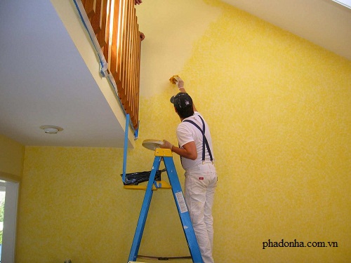 Hướng dẫn quét vôi ve trong quá trình sửa chữa nhà 